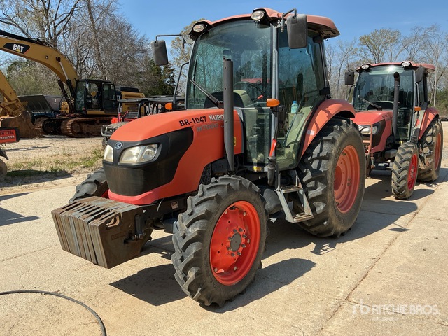 2016 Kubota M7060HD Utility Tractor