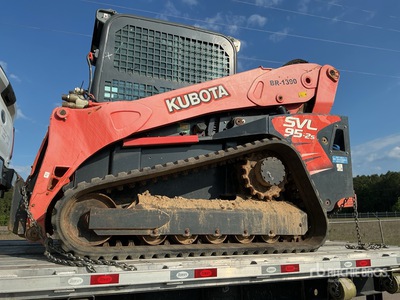 Kubota SVL95-2S Two-Speed Compact Track Loader