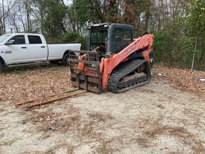 2019 Kubota SVL95-2 を見 Compact Track Loader