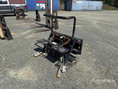 Lobo Extreme 45 in Skid Steer Post Puller