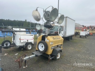 2011 Allmand Night-Lite Pro II 8 kW منارة