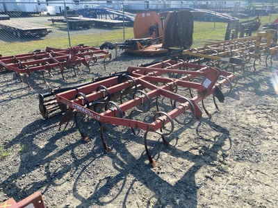Unverferth Perfecta 10 8 ft 3-Point Cultivator