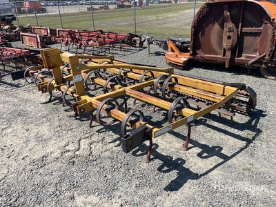 Unverferth Perfecta 10 ft 3-Point Cultivator