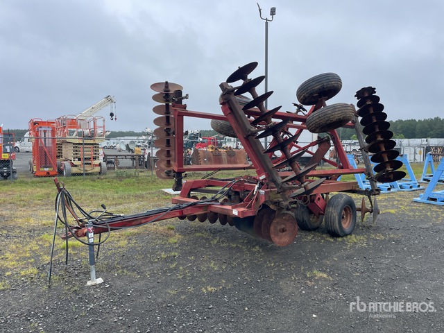 Case IH 496 20 ft Tandem Disc