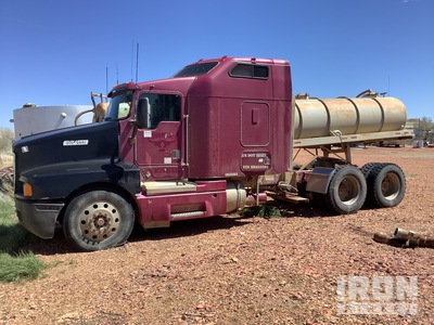 1995 Kenworth T600 6x4 T/A Sleeper Truck Tractor