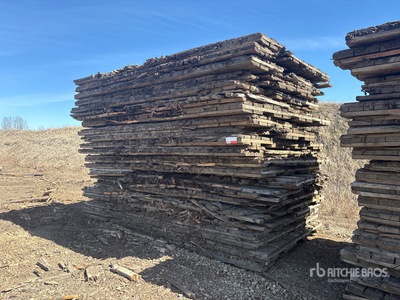 Quantity of 8 ft x 14 ft Access Esteras