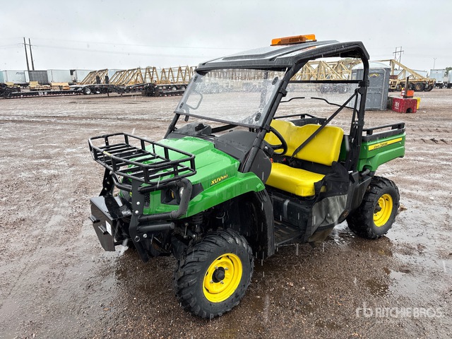 2016 John Deere Gator XUV 4x4 Utility Vehicle