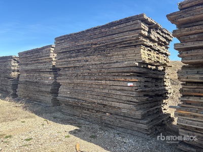 Quantity of 8 ft x 14 ft Access Esteras