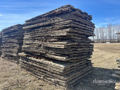 Quantity of 8 ft x 14 ft Access Esteras