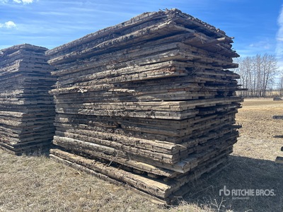 Quantity of (23) Access Esteras