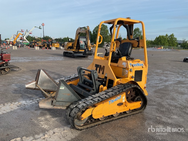 Traxmax TM450 Tracked Ride-On Sod Installer