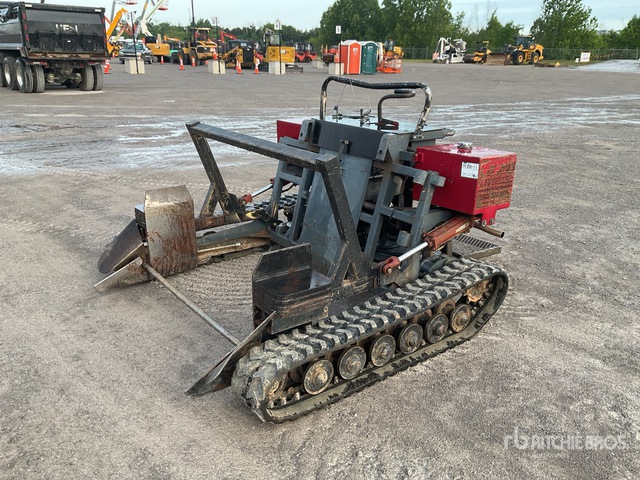 KWMI Tracked Ride-On Sod Installer