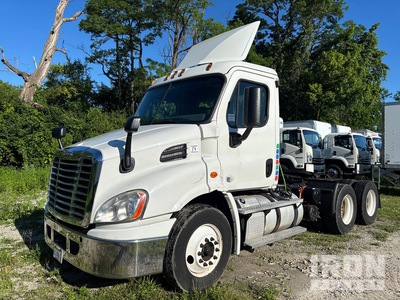 2018 Freightliner Cascadia 113 6x4 Tracteur Routier
