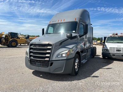 2019 Freightliner Cascadia 126 6x4 تراكتور شاحنة كابينة النوم (ثنائية المحور)