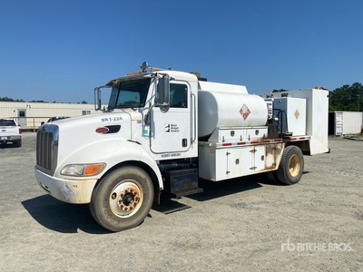 2005 Peterbilt 335 4x2 Fuel and Lube Truck