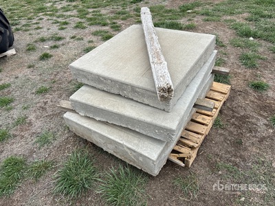 Quantity of (3) Cement Blocks Varios, tienda, almacen, consumidor