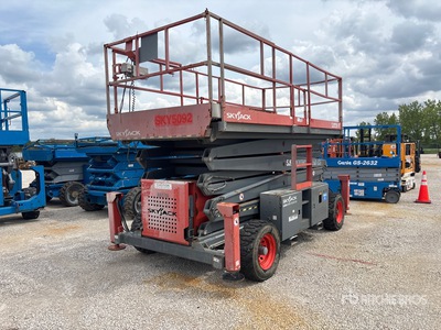 2013 Skyjack SJ9250 RT 4x4 Diesel Scissor Lift