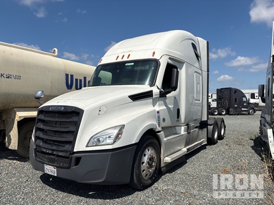 2021 Freightliner Cascadia 126 6x4 T/A Sleeper Truck Tractor