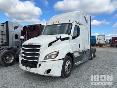2021 Freightliner Cascadia 126 6x4 T/A Sleeper Truck Tractor