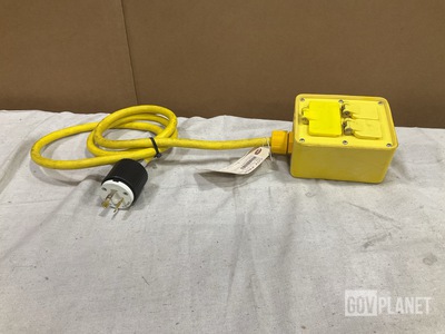 (53) 3322L123 Power Outlets