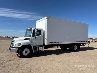2019 Hino 268 4x2 Van Truck