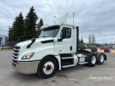 2020 Freightliner Cascadia 126 6x4 Cabeza Tractora Cabina Corta