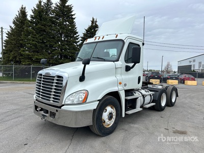 2019 Freightliner Cascadia 125 6x4 Day Cab Truck Tractor