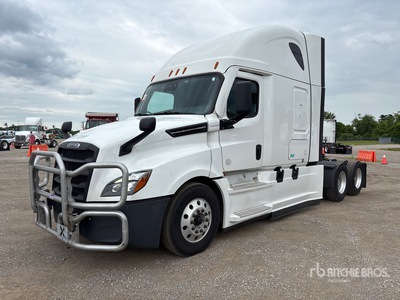 2022 Freightliner Cascadia 126 6x4 Sleeper Truck Tractor