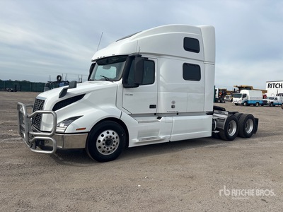 2021 Volvo VNL860 6x4 T/A Sleeper Truck Tractor