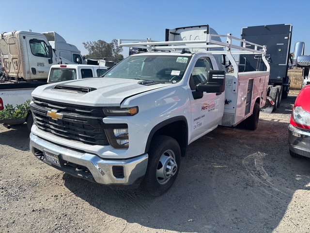 2024 Chevrolet Silverado 3500HD 4x2 4x2 Utility Truck 2024 Chevrolet Silverado 3500HD 4x2 4x2 Utility Truck
