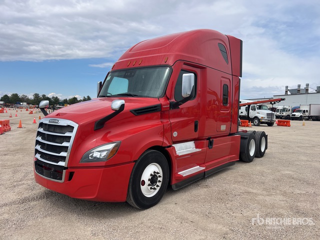 2023 Freightliner Cascadia 126 6x4 T/A Sleeper Truck Tractor