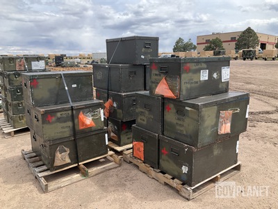 (17) Storage Trunks
