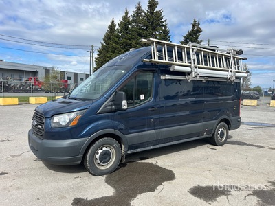 2017 Ford Transit 350 4x2 Camión Utilitario