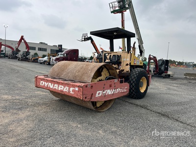 Dynapac CA250D Smooth Drum Compactor