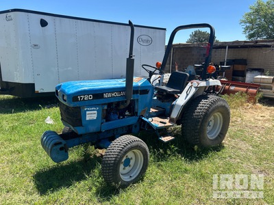 New Holland 1720 4WD Tractor