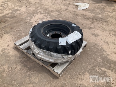 S.T.A. 15-19.5 NHS Tire w/Wheel