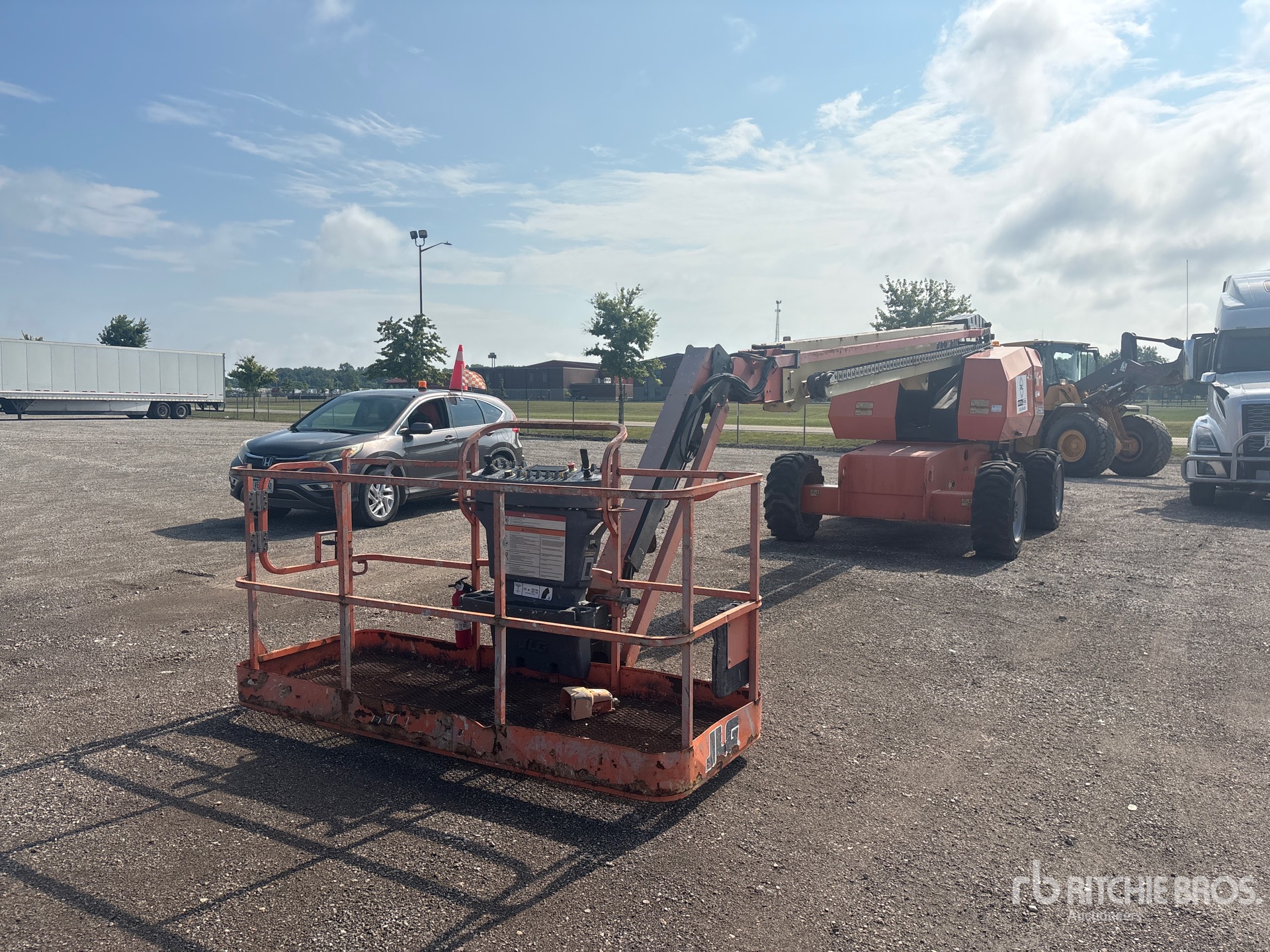 2013 JLG 660SJ 4WD Diesel Telescopic Boom Lift