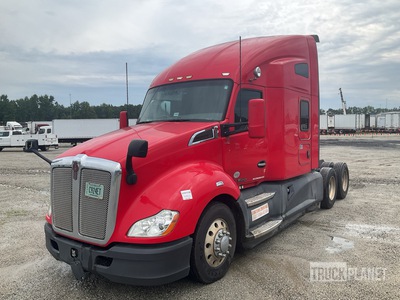 2019 Kenworth T680 6x4 T/A Sleeper Truck Tractor