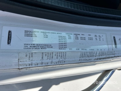 2017 Freightliner M2 106 6x4 Gesloten vrachtwagen