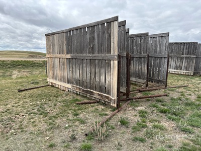 Quantity of (5) 16 ft x 8 ft Valla de viento