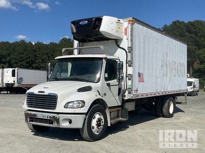 2016 Freightliner M2 106 4x2 冷蔵トラック