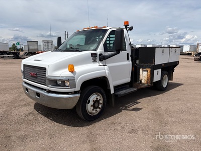 2005 GMC 5500 4x2 Cone Setting Truck