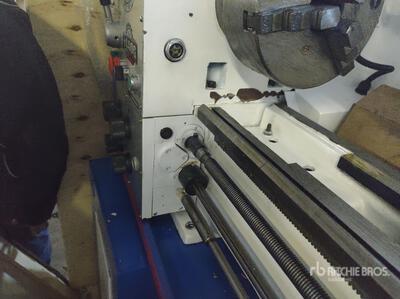 Industrial Metal Lathe Machine