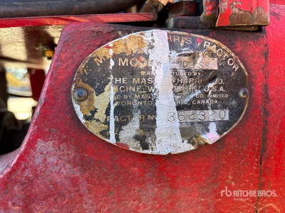 1945 Massey-Harris 4WD Tractor Agrícola