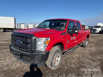 2015 Ford F-250 4x4 Crew Cab Pickup