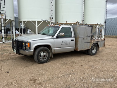 GMC 3500 4x2 Service Truck