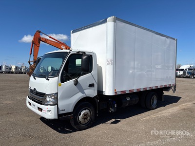 2020 Hino 195 4x2 Van Truck