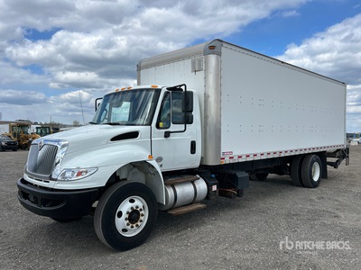 2019 International 4300 4x2 Van Truck
