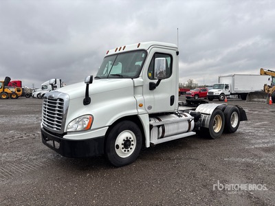 2019 Freightliner Cascadia 125 6x4 Day Cab Truck Tractor