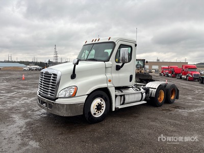 2018 Freightliner Cascadia 125 6x4 Day Cab Truck Tractor